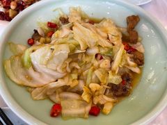 油渣炒莲白-陈麻婆豆腐总店