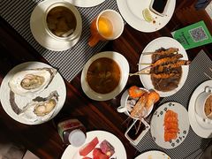 -广州万富希尔顿酒店·感趣自助餐厅·金秋蟹宴生蚝海鲜刺身