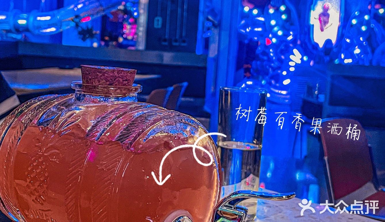 沈阳圣诞氛围🎄餐吧｜科技感十足超好拍