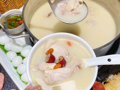 -煲王粤菜餐厅(中侨中心店)