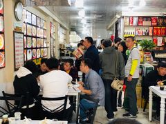 大堂-牛庄高晓山风味馅饼城(海城店)