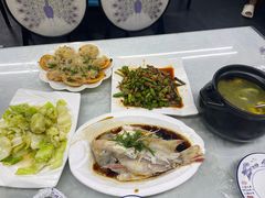 -范饭椰林川湘味海鲜·椰子鸡(三亚湾椰梦长廊店)