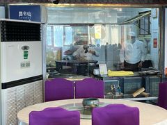 大堂-烤肉季饭庄