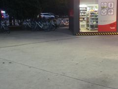 -大润发(南湖店)