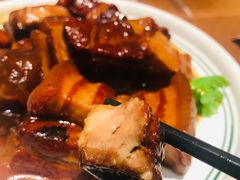 -云海肴·汽锅鸡·云南菜(天山百盛优客店)