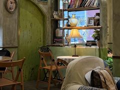 -六区宿舍咖啡店