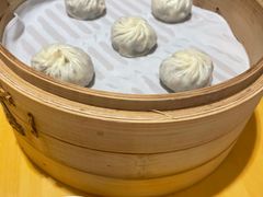 黑松露小笼包-鼎泰丰(嘉年华•海信广场VILLAGE店)