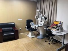 -茂昌眼镜验配中心