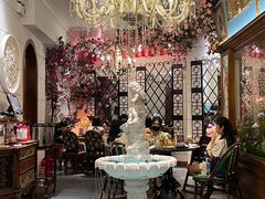 -秘密旅行Bonjour(黑金冠 江南西店)