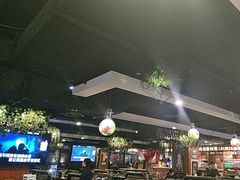 -麦凯伦烧烤·精酿超级工厂店(金桥总店)