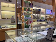 -光明眼镜·蔡司授权(徐泾店)