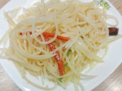 凉拌土豆丝-西部马华清真兰州牛肉面·烧烤夜市(广渠门店)