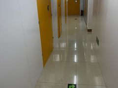 -安东易迷你自助仓储寄存仓库(草桥店)