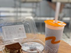 -吴越糕享(万达广场店)