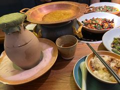-吃饭皇帝大土家民族菜(正大广场店)