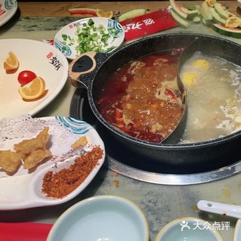 「九宫格重庆火锅(恒大华府店)」  百年传承