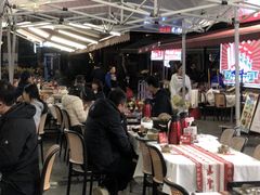 -刘姐啤酒鱼民族演艺餐厅(西街总店)