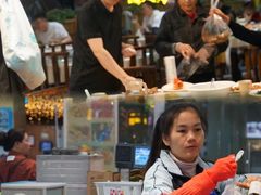 -三亚火车头万人海鲜广场