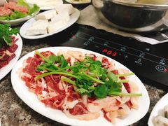 -山珍鲜牛肉火锅本地老字号(汕中老店)