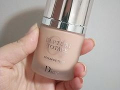 -Dior迪奥(上海世茂广场店)