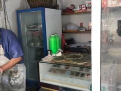 -月亮饼香烟店(翠竹新村店)