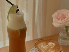 -Mark&Mars Restaurant