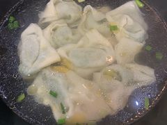菜肉大馄饨-白玉兰小吃(新村路店)