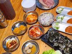 -韩国明洞碳烤肉(常平店)