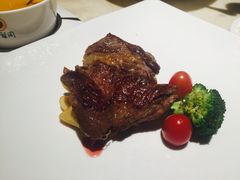 -绿茵阁(体育西分店)