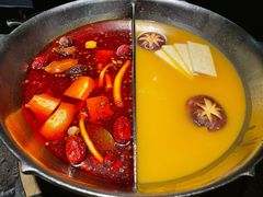 -湊湊火锅·茶憩(新中关购物中心店)