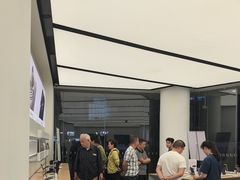 -华为授权体验店(华强北电子广场)