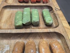 -青瓦餐厅·生鱼片·韩园烤肉(西塔店)