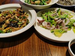 -黄弟大排档·湖南菜·小龙虾·小海鲜(凯旋北路店)