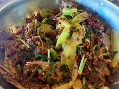 主打的干锅鸭头-安诚居干锅鸭头(八角店)