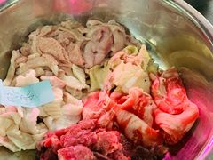 -周良天山牛杂城(天山路总店)