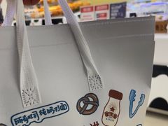 -红星前进面包牛奶公司(君太店)