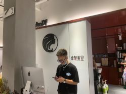 -卓梵美发·精品Salon