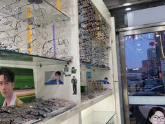 -利客来眼镜店(崂山百货店)