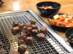 雪花牛肉-肉甲韩国木炭烤肉(新壹街1店)