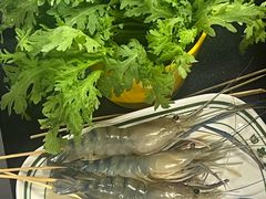-四囍码头海鲜烧烤自助火锅(外滩南京东路悦荟广场店)