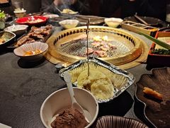 -铭牛烧肉·和牛海鲜自助(高新月牙湖店)