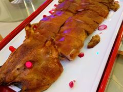 金牌烤乳猪-麒麟中餐厅·经典粤菜·地道菜式老字号(广州长隆酒店)
