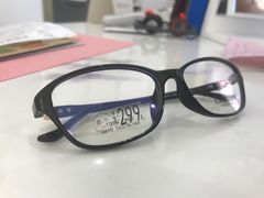 -肆兮眼镜·蔡司·徕卡战略合作店(大坪店)