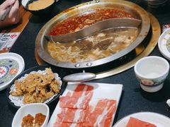 -沸炉重庆老火锅(军事博物馆店)