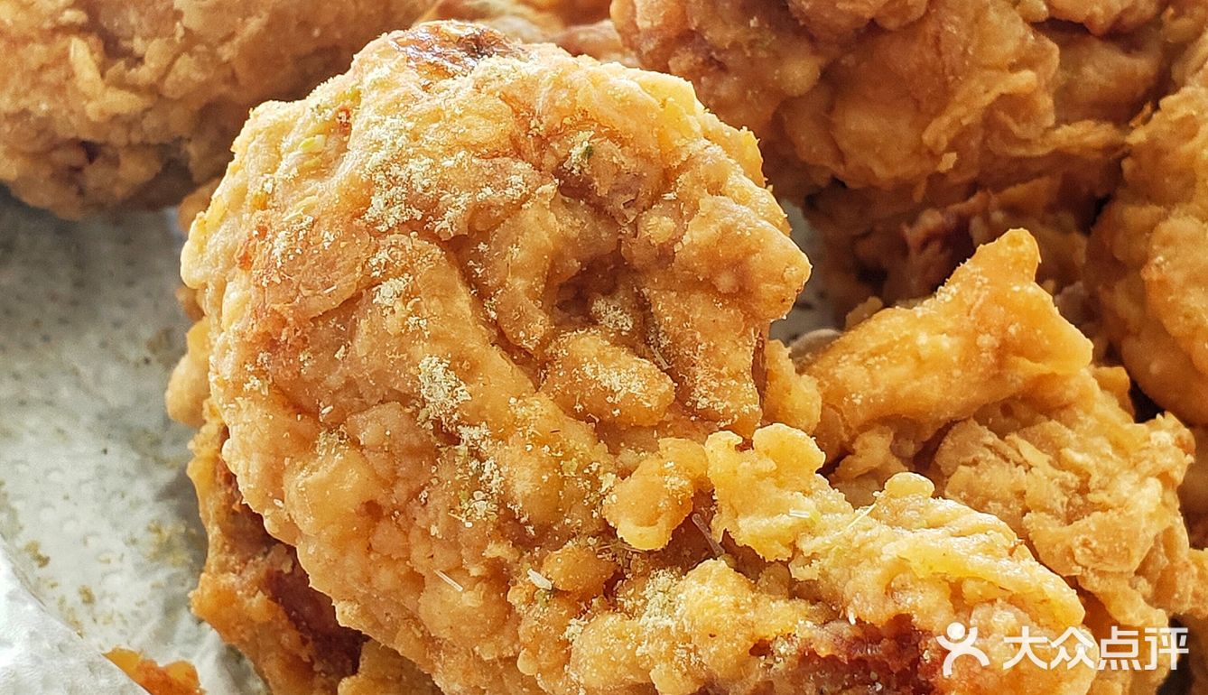 外酥里嫩的脆皮炸鸡腿