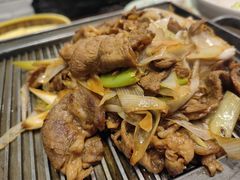 葱爆羊肉-泰山廊亦舫(丽景店)