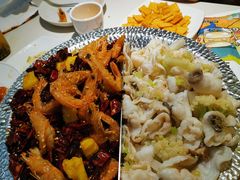 -小鱼小牛·鱼牛干锅·脆鱼火锅(世欧广场店)