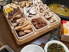 -菌乡缘·野生菌蒸汽鱼火锅(江边夜市店)