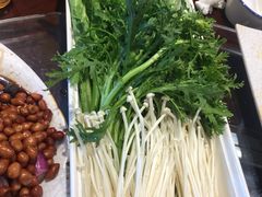 -亿诣蝎府炸酱面羊蝎子火锅(酷车小镇店)