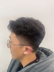 -藤野造型烫染·漂发